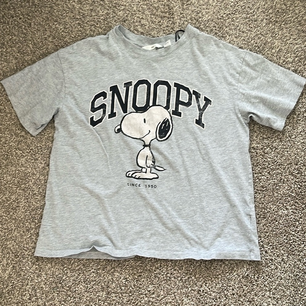 🩶H&M Snoopy Oversized Graphic Tee🩶